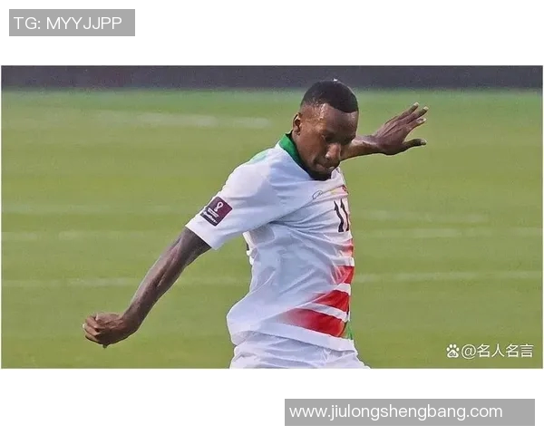 苏里南华裔足球明星的崛起与成就探秘 苏里南华裔足球明星的崛起与成就探秘